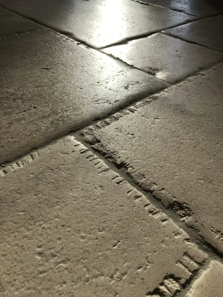 Quels formats pour la pierre naturelle en dallage ?