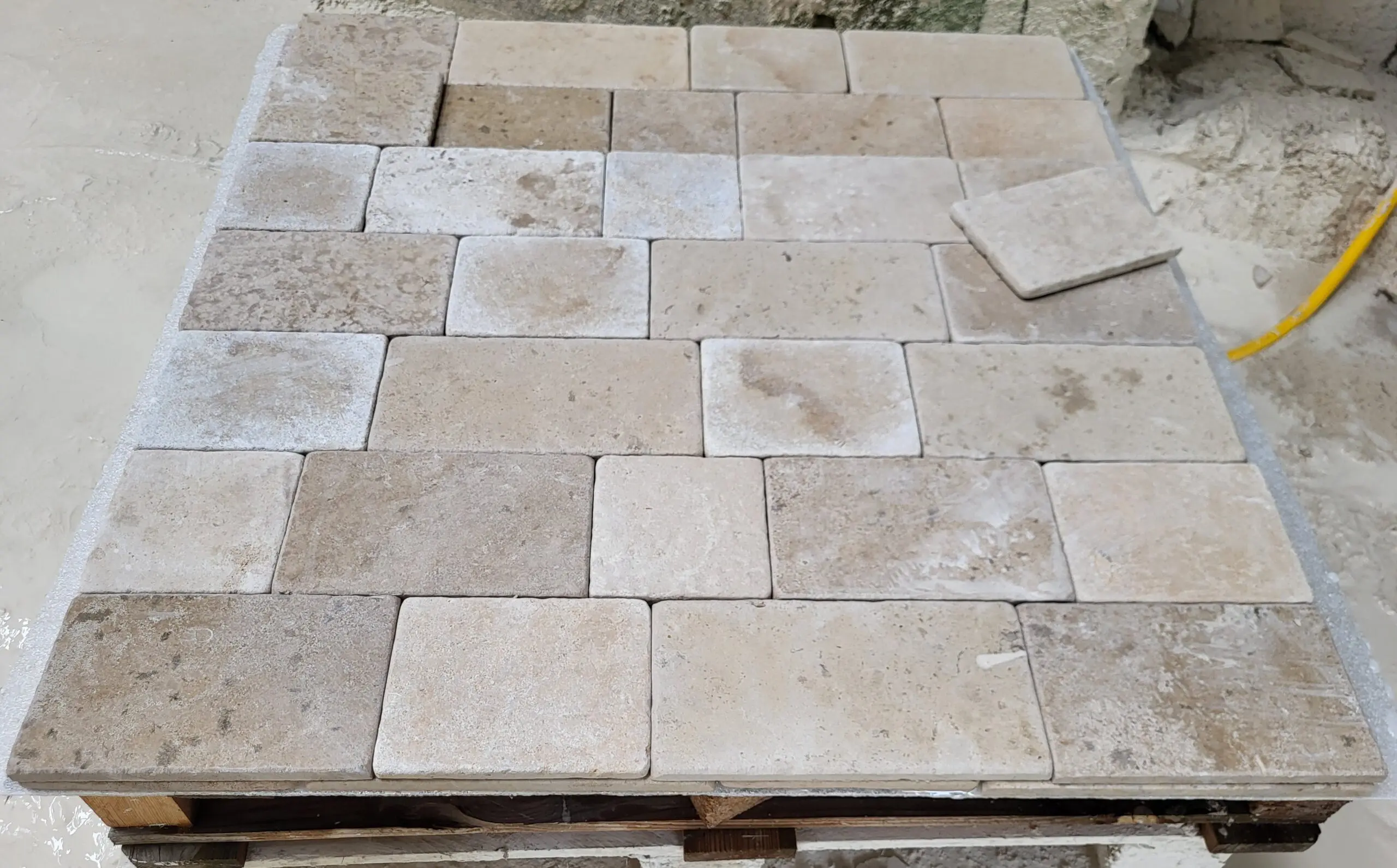 pavé antica doré nuancé (prix au m²)