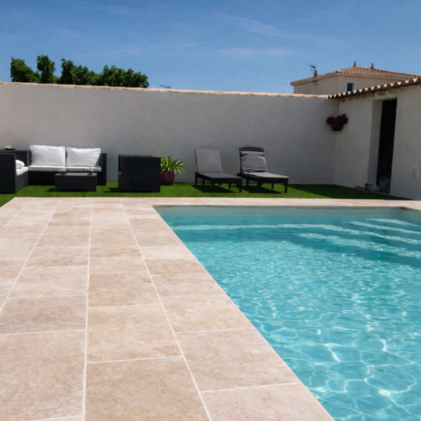 margelle piscine en travertin light mix – 61 × 33 × 3 cm – chant droit – prix à la pièce