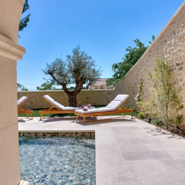 pierre du périgord dorée antique – dallage en pierre naturelle – intérieur & extérieur – prix au m²