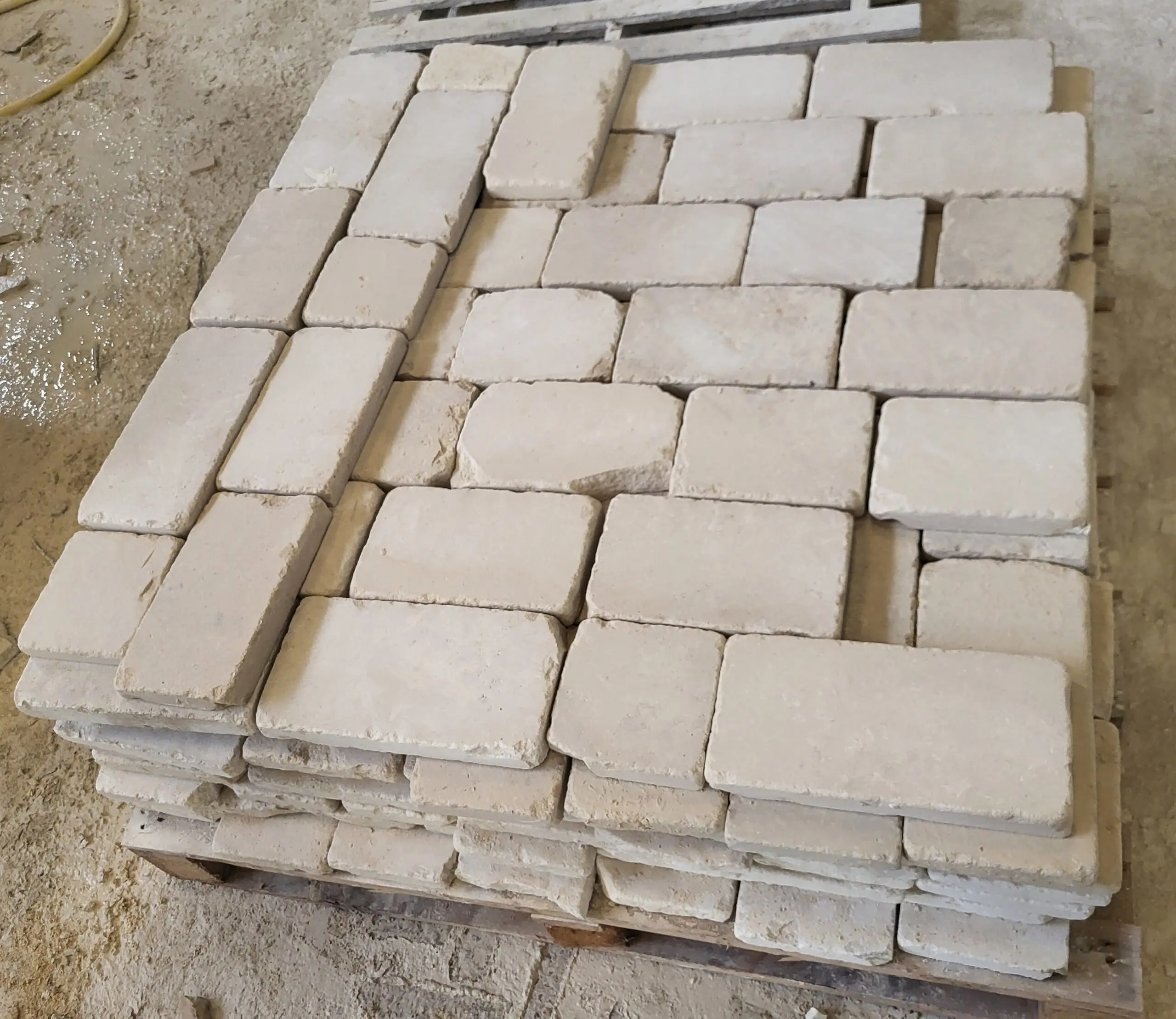 pavé antica crème nuancé (prix au m²)