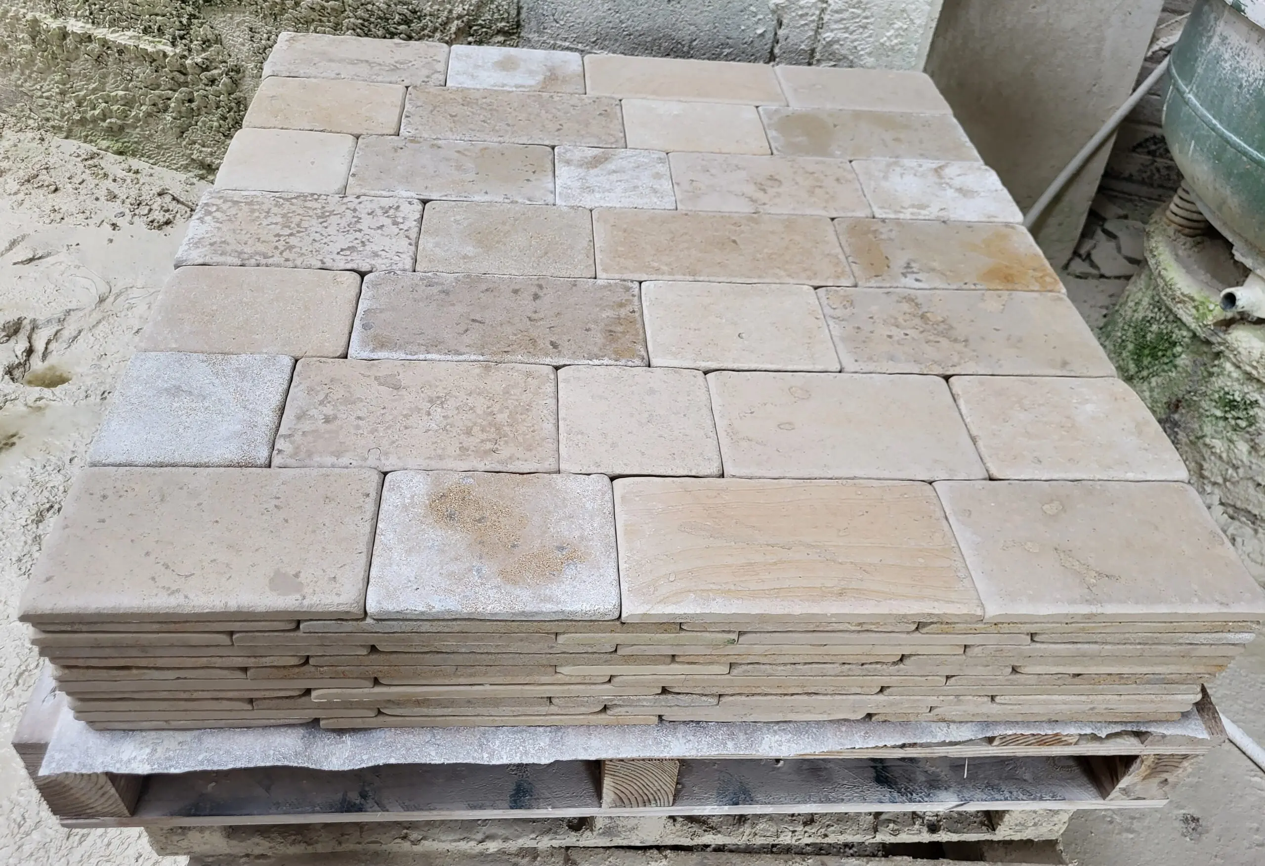 pavé antica doré nuancé (prix au m²)