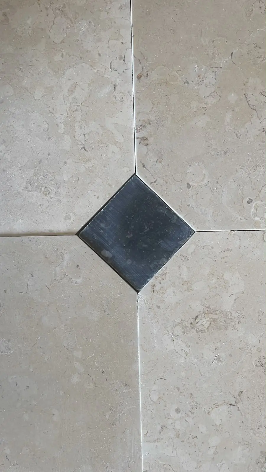 dallage en pierre de mareuil b5 à cabochon (prix au m²)