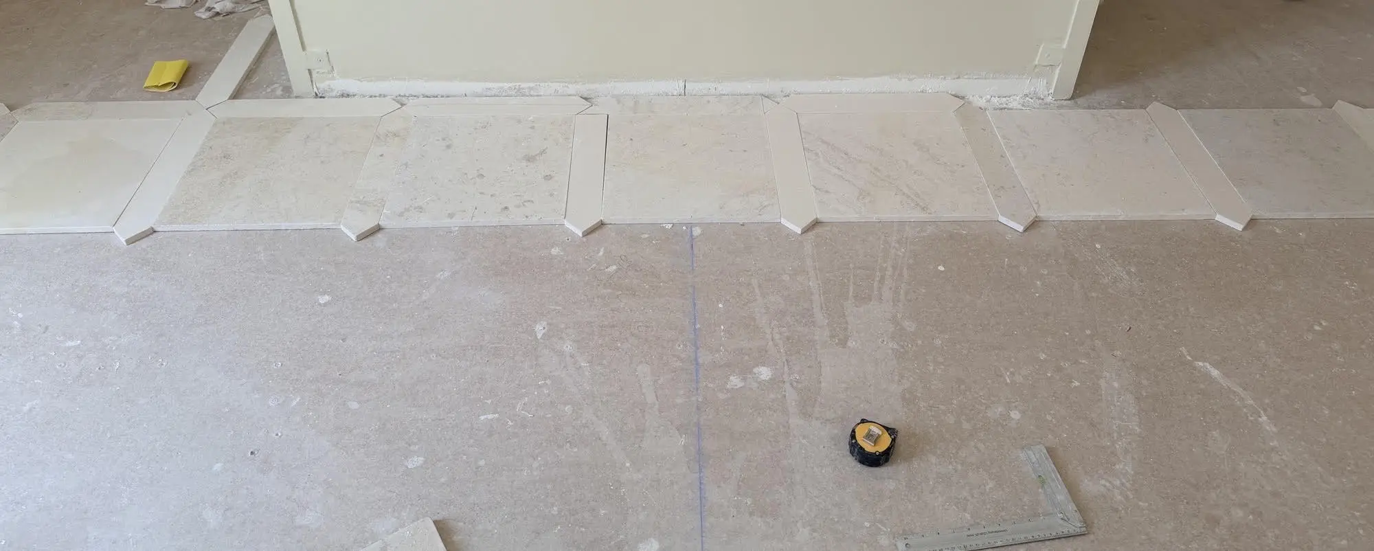 French limestone château pattern paving (prix au m²)