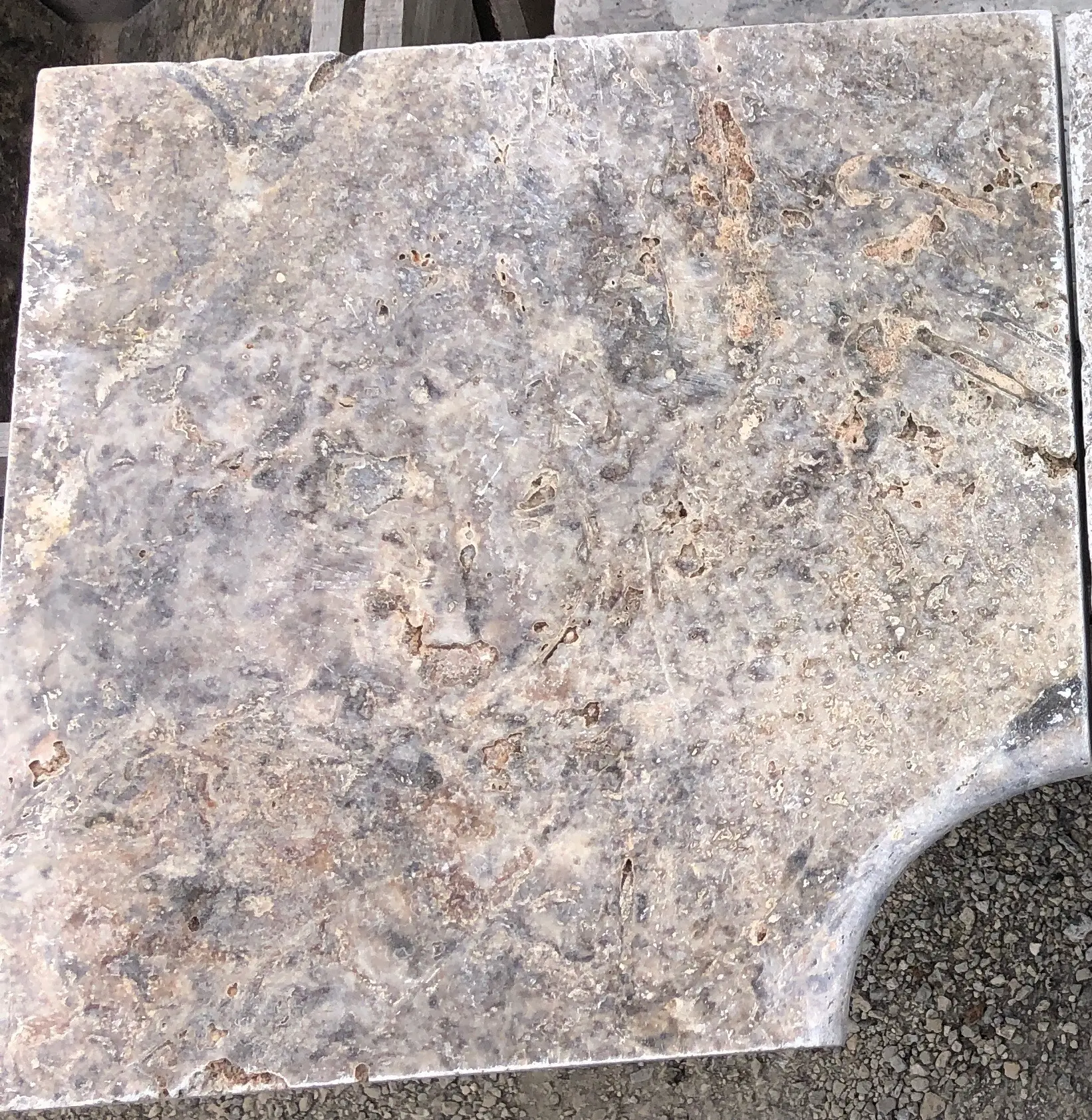 margelle d’angle piscine en pierre naturelle | francepierre – Ép. 3 cm (prix à la pièce) (copie)