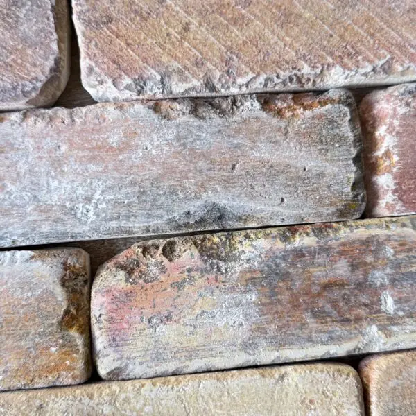 brique en pierre naturelle antica – parement aspect brique ancienne 22 × 5 × 1,5 cm (prix à la pièce)
