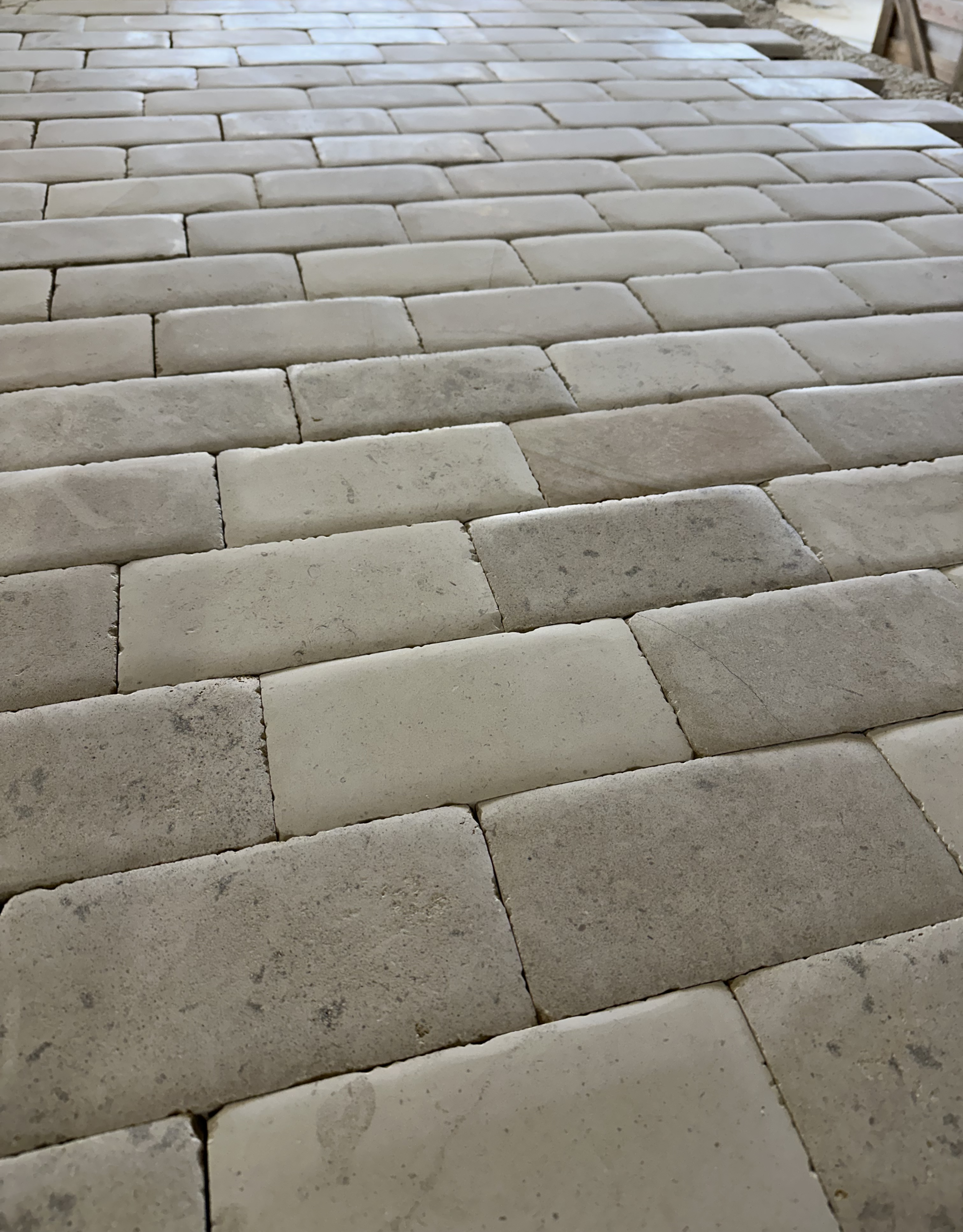 Carrelage pierre : qu'est-ce que le carrelage en pierre naturelle et comment l'acheter ?
